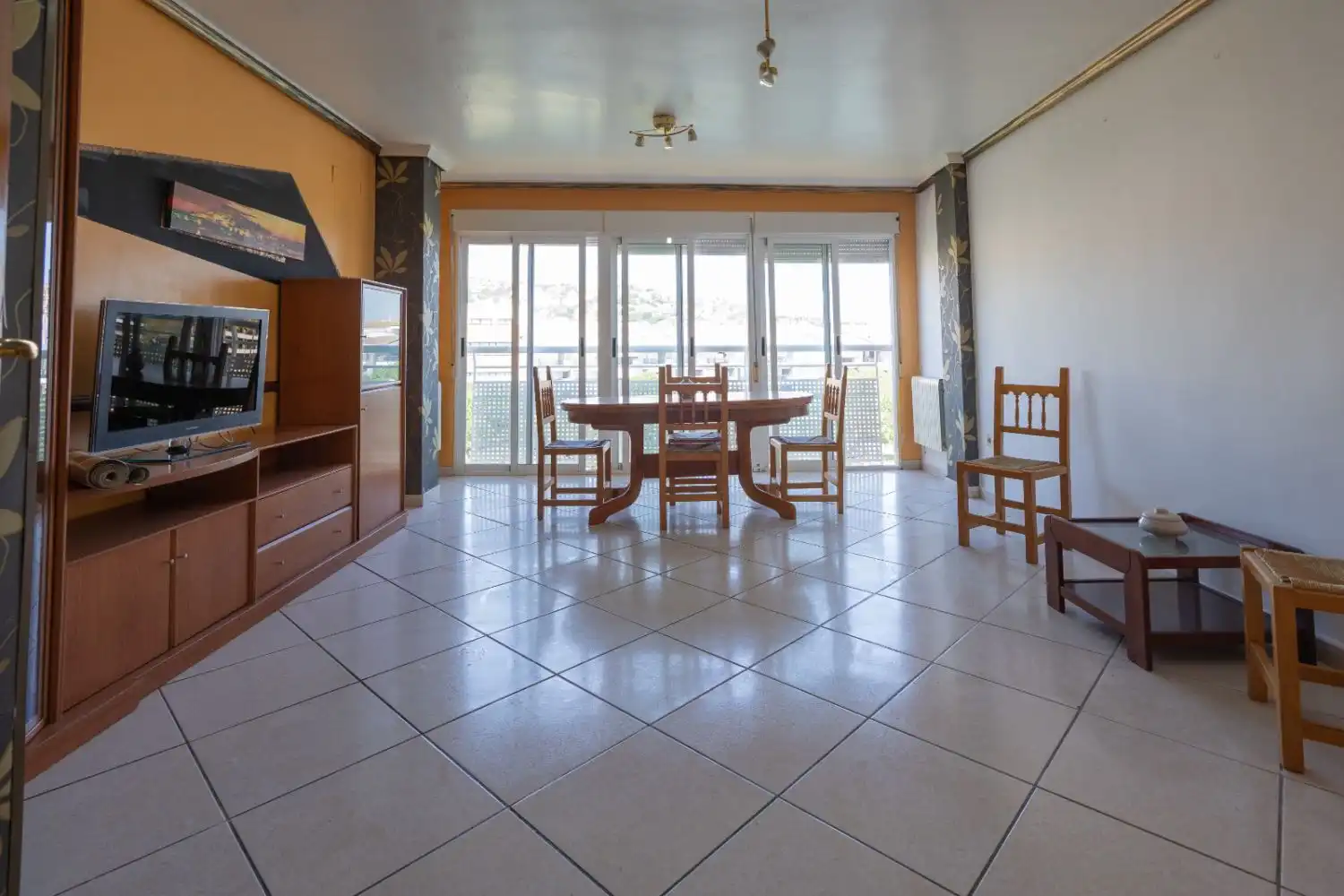 Comedor de Piso en venta en Peñíscola / Peníscola con Terraza y Balcón