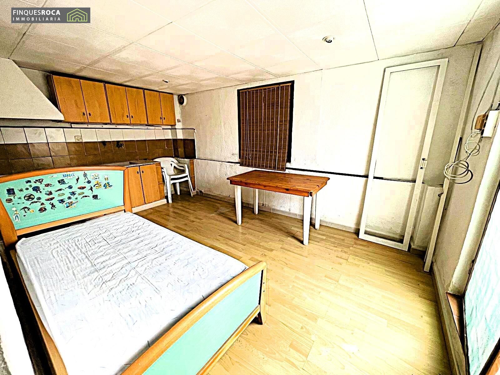 Dormitori de Casa o xalet en venda en La Ràpita amb Terrassa, Traster i Moblat