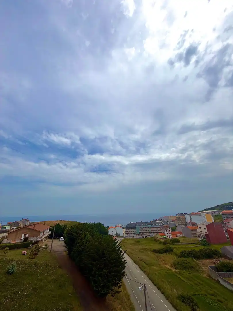 Außenansicht von Dachboden zum Verkauf in Malpica de Bergantiños mit Heizung und Terrasse