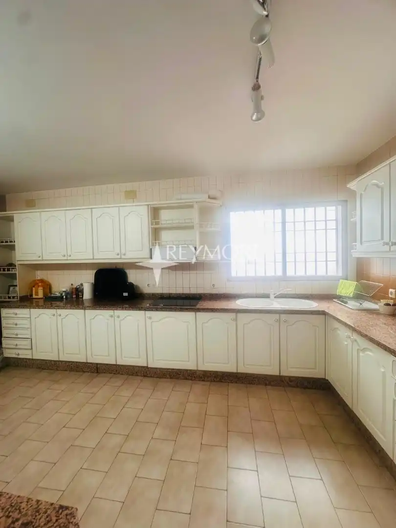 Cocina de Piso en venta en Córdoba con Aire acondicionado, Calefacción y Terraza