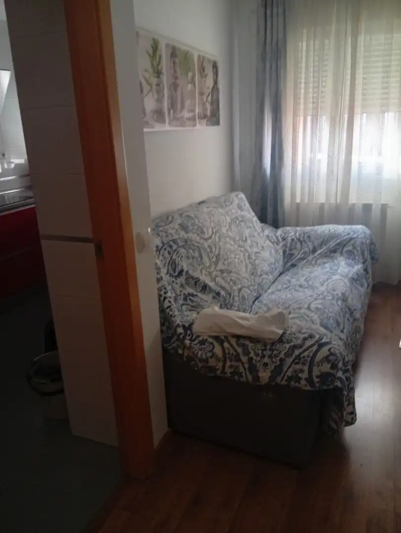 Dormitori de Àtic de lloguer en Ocaña amb Calefacció, Terrassa i Moblat