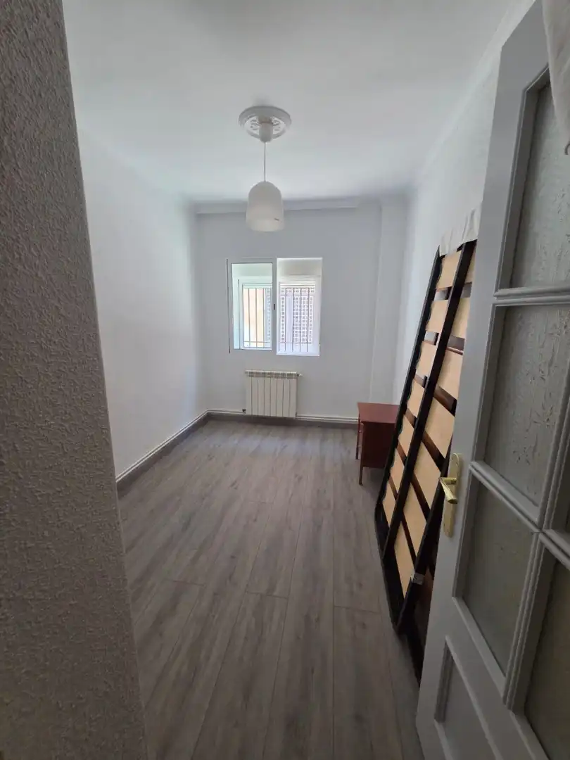 Habitación de Piso de alquiler en Madrid con Calefacción, Amueblado y Se aceptan mascotas