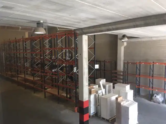 Nave industrial in affitto a Domeny, imagen 3
