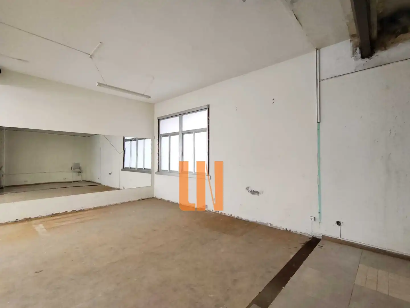 Local en venta en Centro - Juan Flórez - Plaza Pontevedra