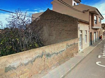 Residential land for sale in Calle Gutiérrez 36
