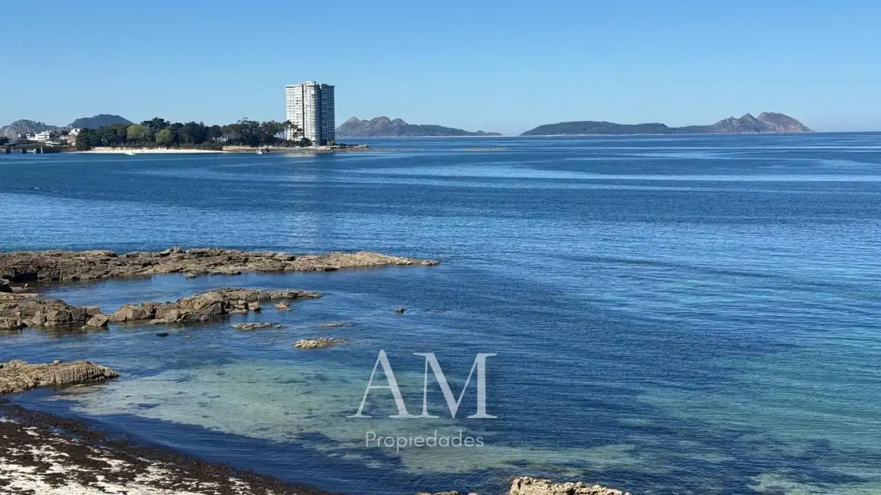Flat for sale in Coruxo, Coruxo - Oia - Saiáns