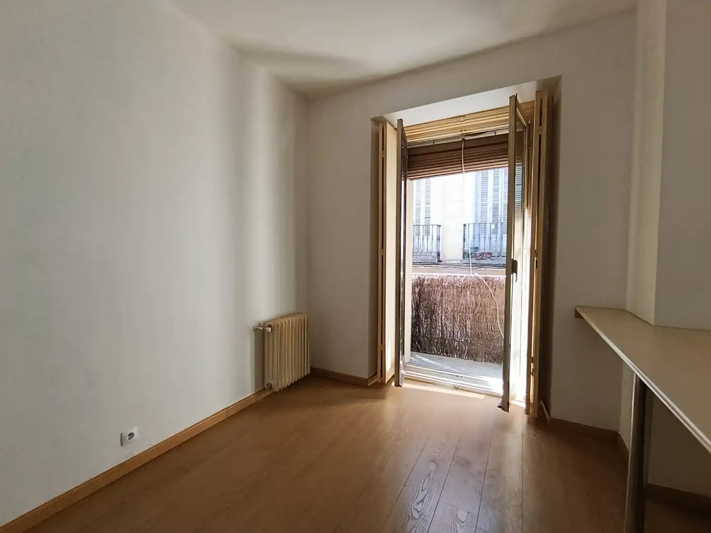 Schlafzimmer von Wohnung zur Miete in Madrid mit Klimaanlage, Heizung und Parkett
