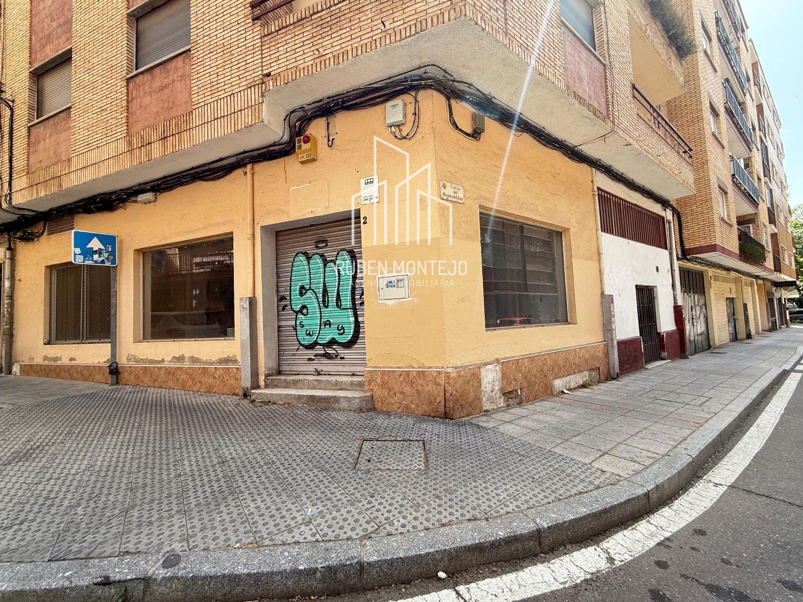Vista exterior de Local en venda en Salamanca Capital