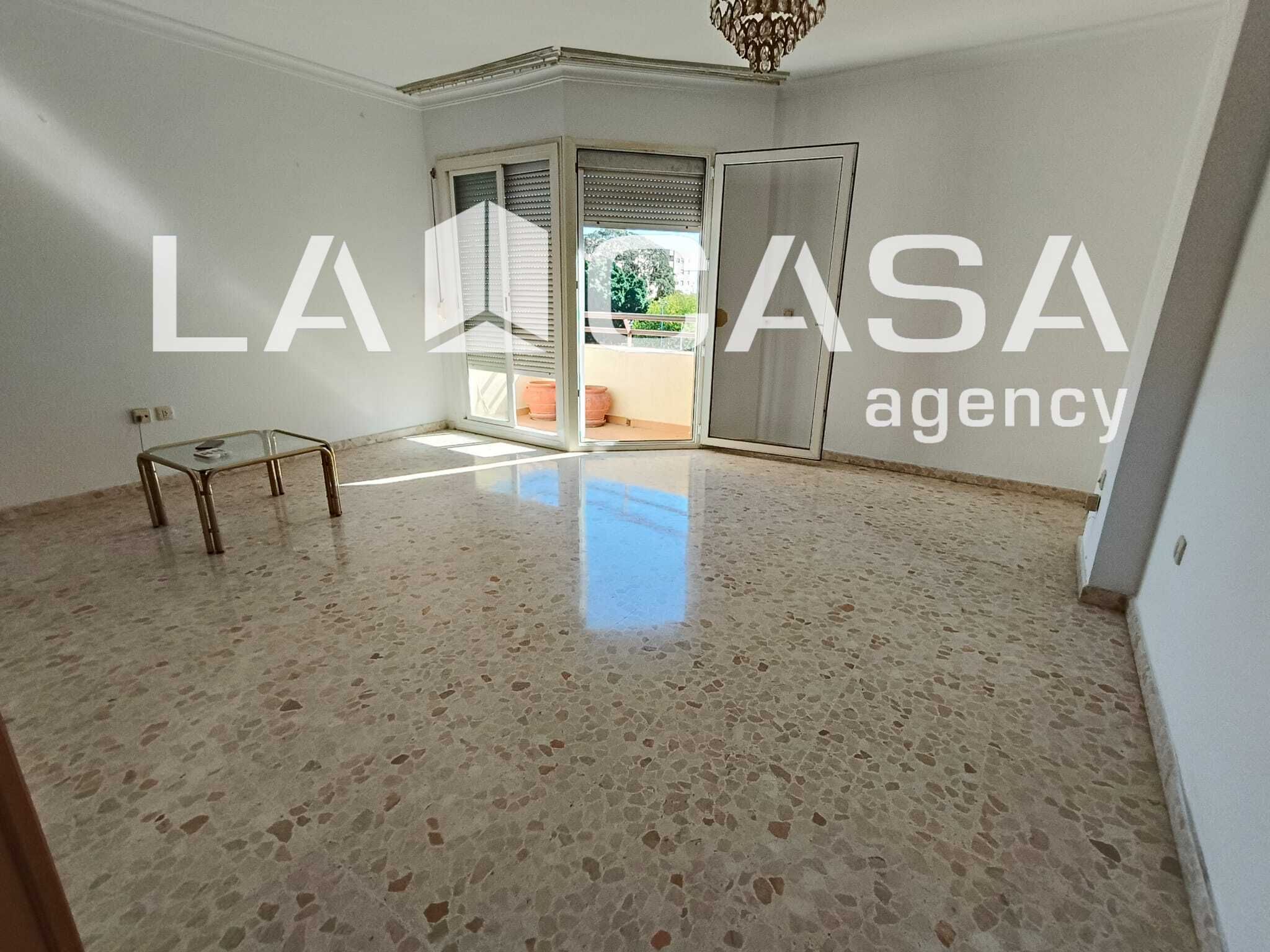 Flat for sale in Algeciras  with Storage room and Balcony