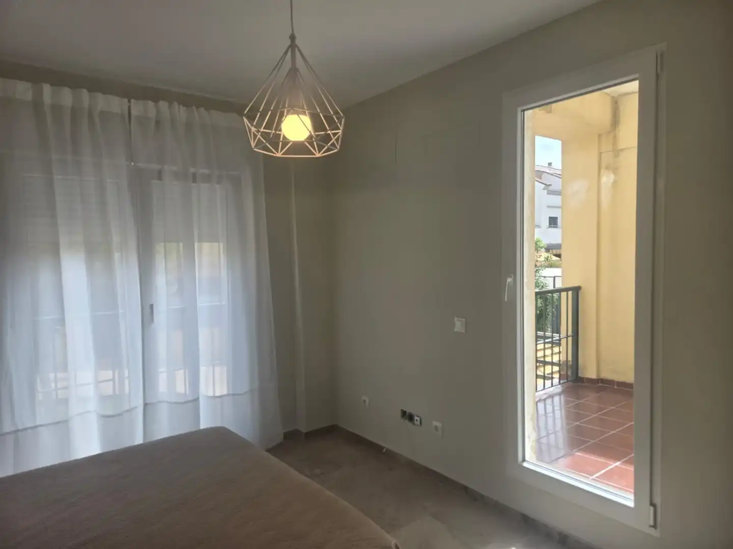 Habitación de Casa o chalet de alquiler en Bormujos con Aire acondicionado, Calefacción y Jardín privado