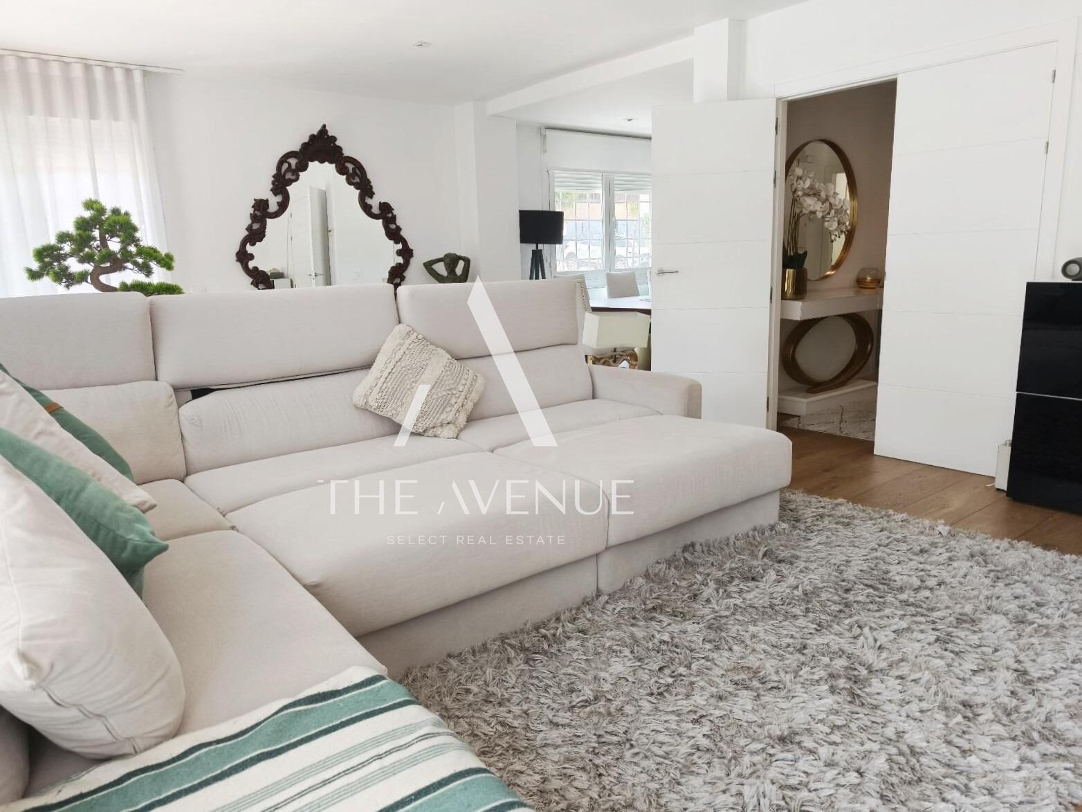 Living room of Single-family semi-detached for sale in Pozuelo de Alarcón  with Air Conditioner, Private garden and Terrace