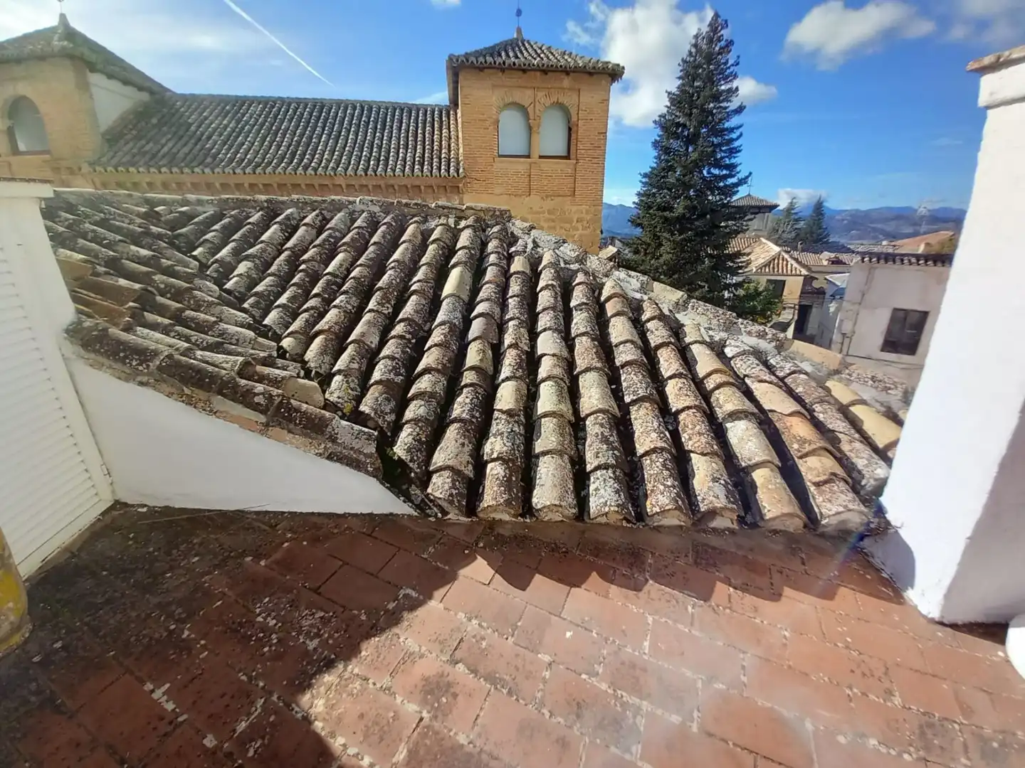 Exterior view of Houses for sale in Ronda  with Heating and Storage room
