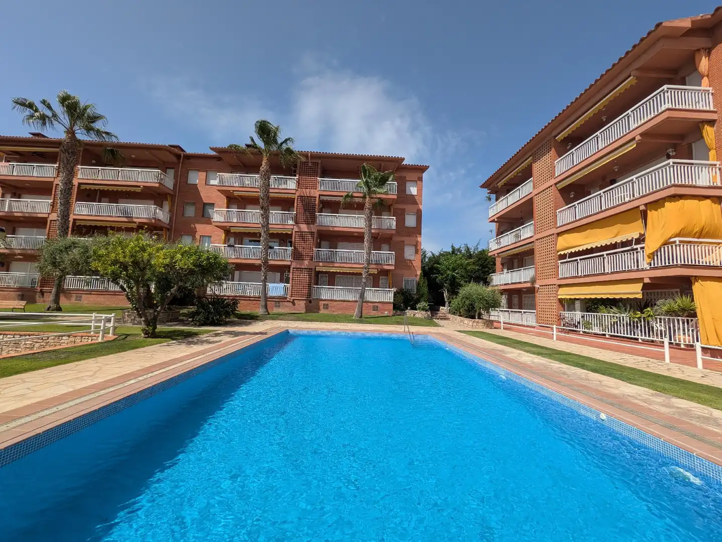 Piscina de Àtic en venda en Roda de Berà amb Jardí privat, Traster i Piscina