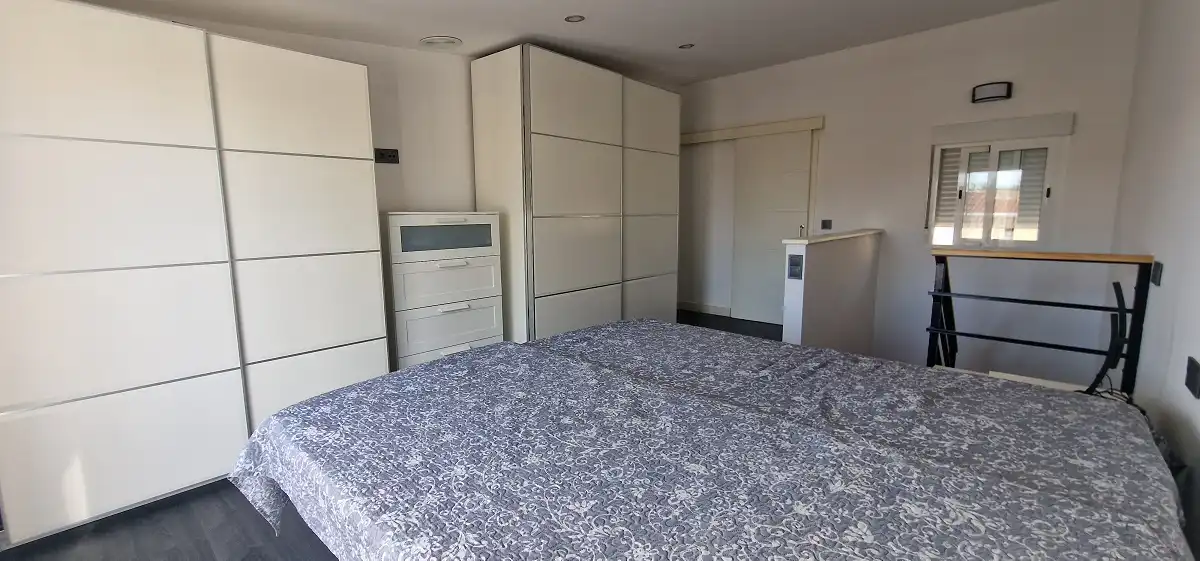 Habitación de Casa adosada en venta en Santa Pola con Terraza, Amueblado y Balcón