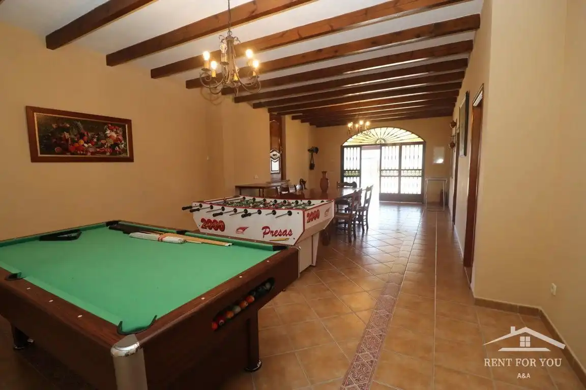 Casa o chalet de alquiler en Guaro con Jardín privado, Terraza y Trastero