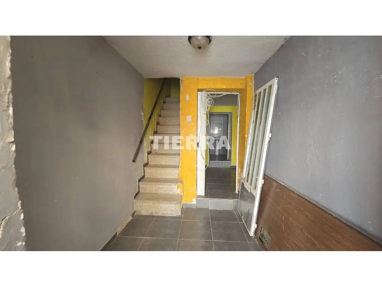 Casa adosada en venda en Yecla