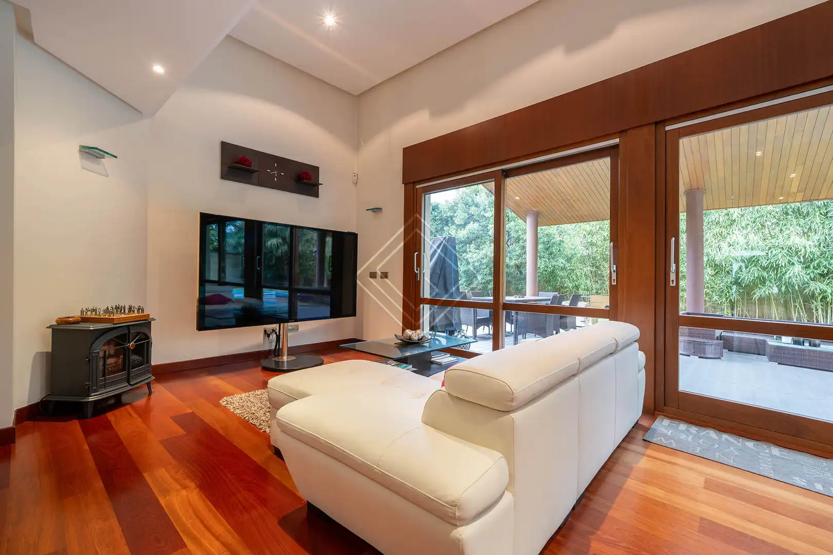 Sala de estar de Casa o chalet en venta en Madrid con Aire acondicionado, Jardín privado y Terraza