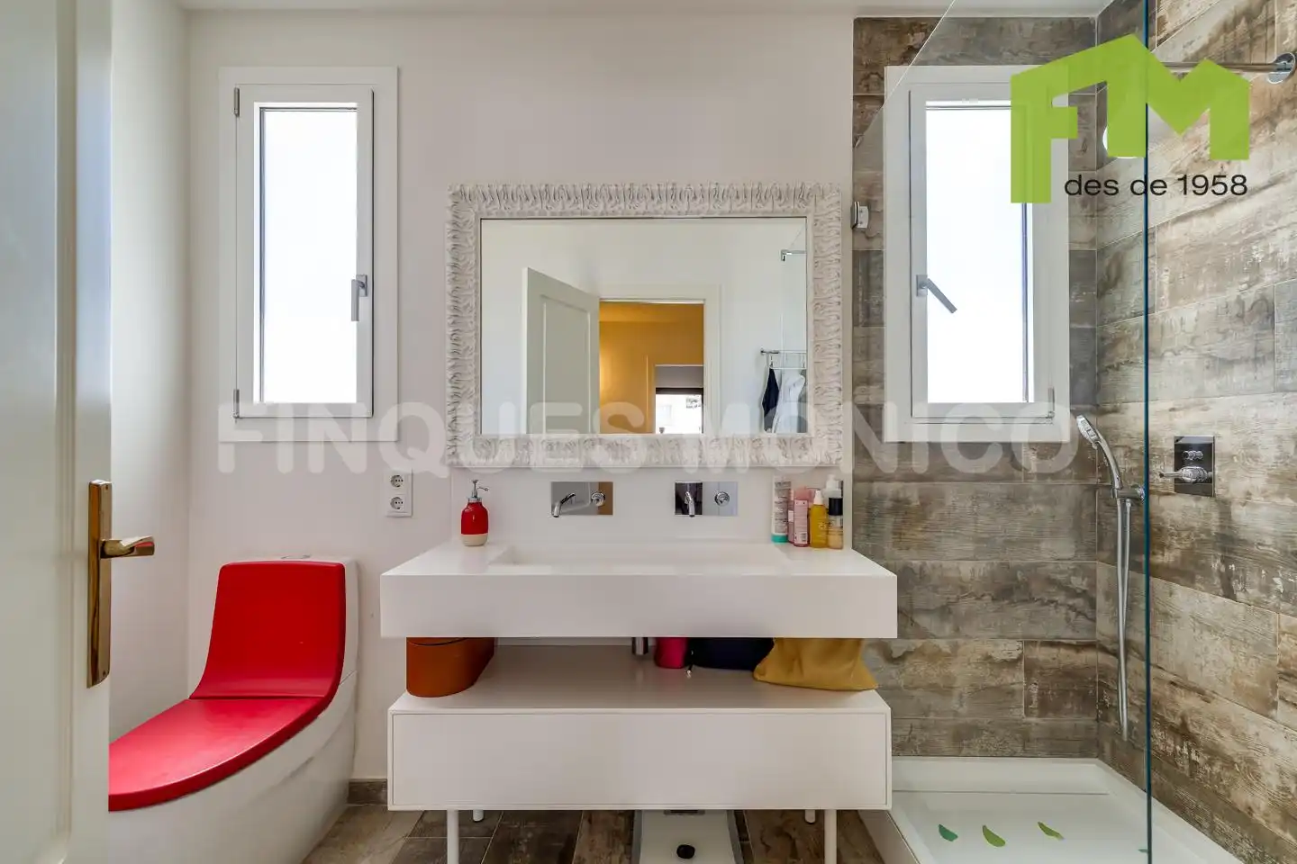 Baño de Casa o chalet en venta en El Masnou con Aire acondicionado, Calefacción y Jardín privado