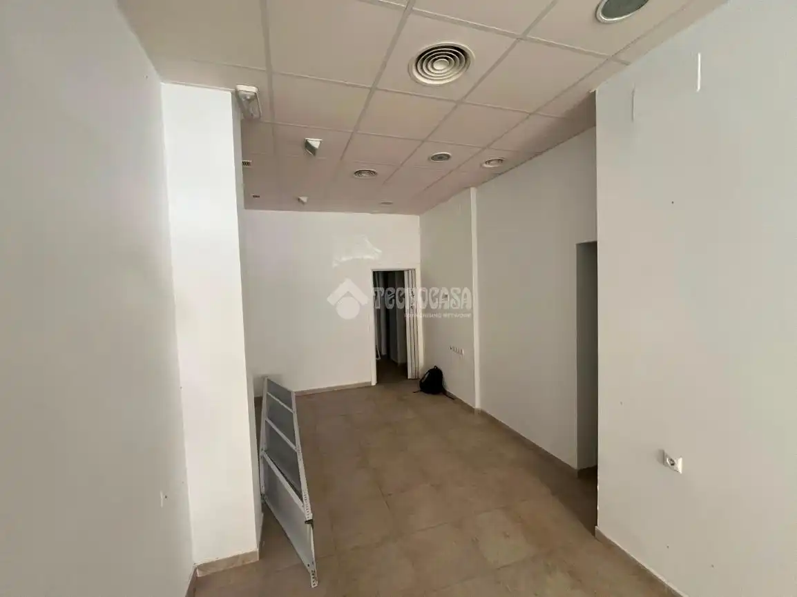 Business premises for sale in Centro - Doña Mercedes, imagen 11