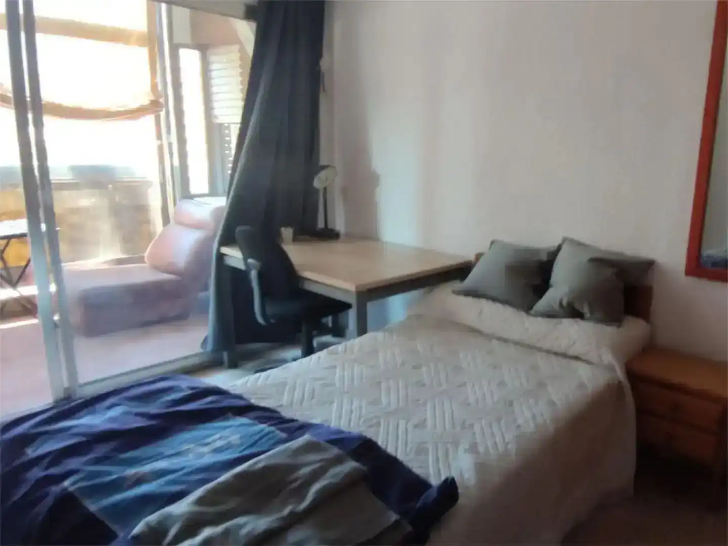 Bedroom of Flat for rent in  Valencia Capital  with Balcony