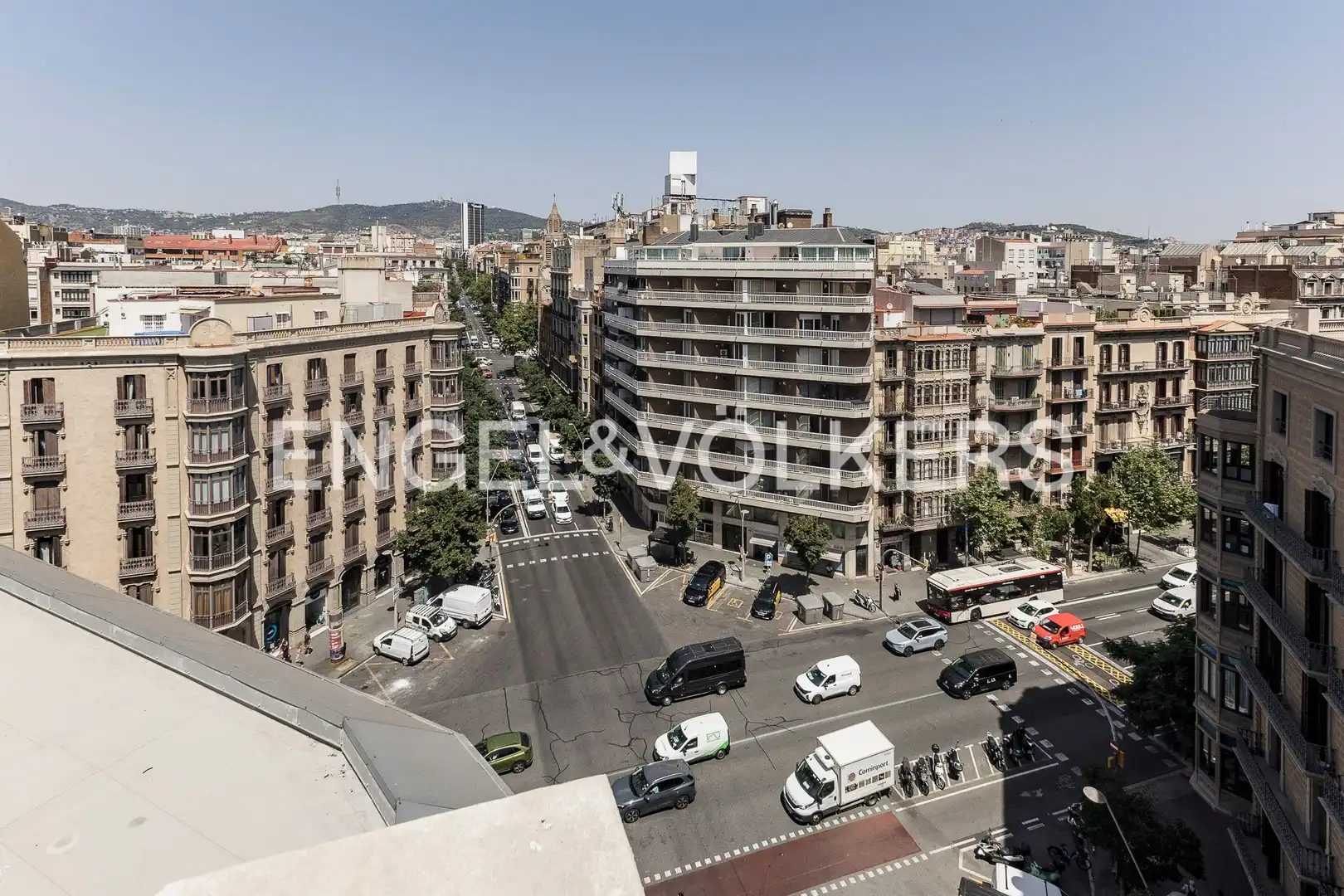 Vista exterior de Pis en venda en Eixample