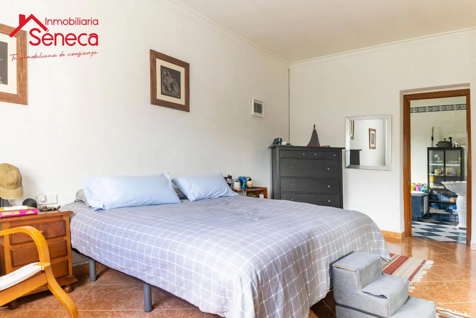 Bedroom of Houses for sale in La Carlota  with Air Conditioner, Heating and Private garden