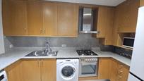 Kitchen of Flat for sale in L'Hospitalet de Llobregat  with Air Conditioner, Heating and Oven