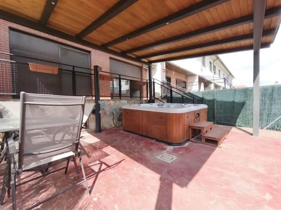Terraza de Casa o chalet en venta en Las Ventas de Retamosa con Aire acondicionado, Calefacción y Jardín privado