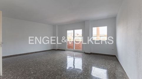 Foto 5 de Piso de alquiler en La Petxina, Valencia Capital