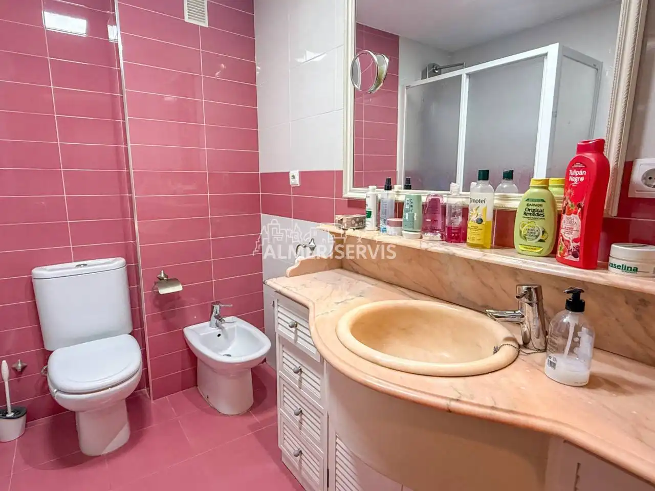 Baño de Piso en venta en El Ejido con Aire acondicionado y Amueblado