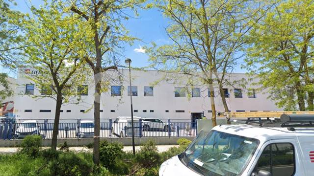 Nave industrial en Alquiler en Avenida Recomba, 8 en Las Dehesillas - Vereda de los Estudiantes