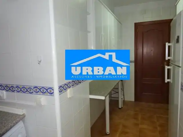 Kitchen of Flat for rent in Sevilla  with Air Conditioner and Terrace