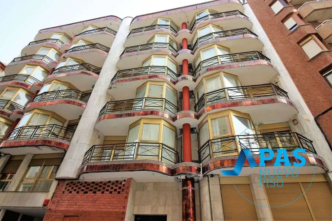 Vista exterior de Piso en venta en Santander con Calefacción, Terraza y Trastero