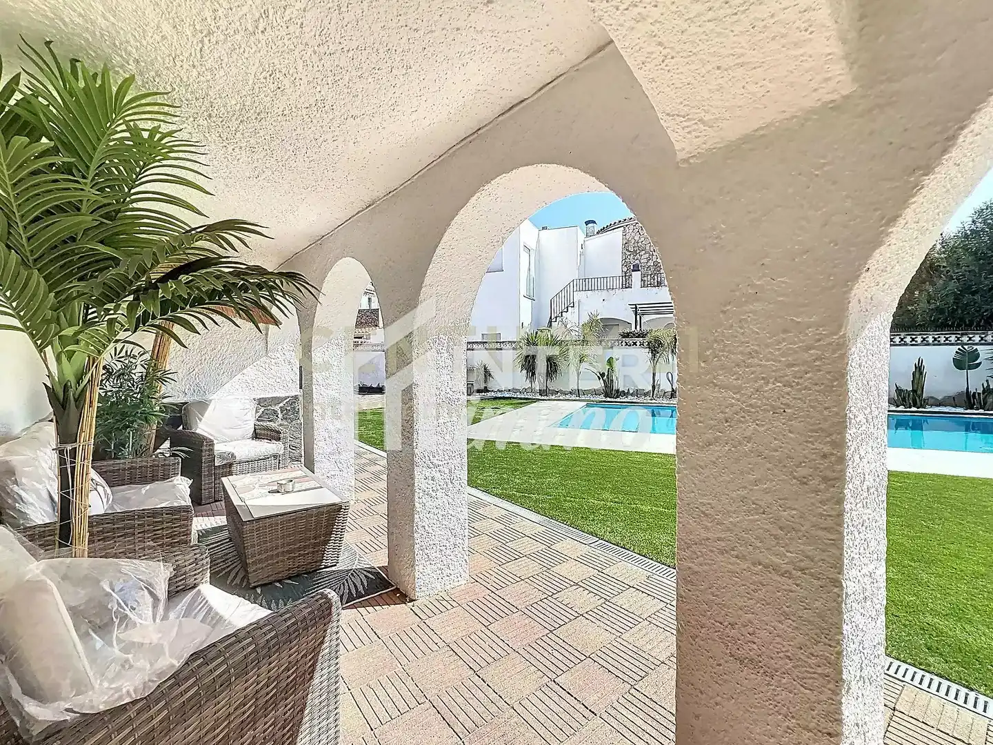 Terrace of Houses for sale in Empuriabrava  with Private garden and Swimming Pool