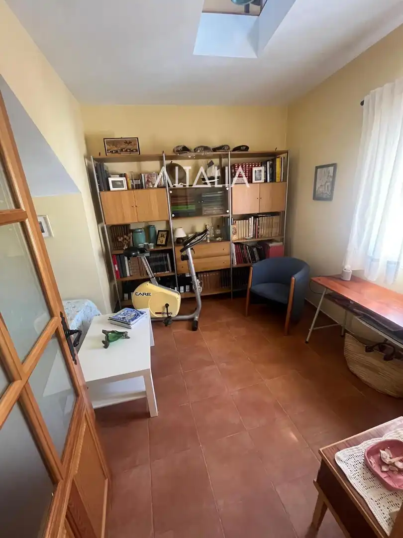Dormitori de Casa o xalet en venda en Torrejoncillo del Rey amb Calefacció, Terrassa i Alarma
