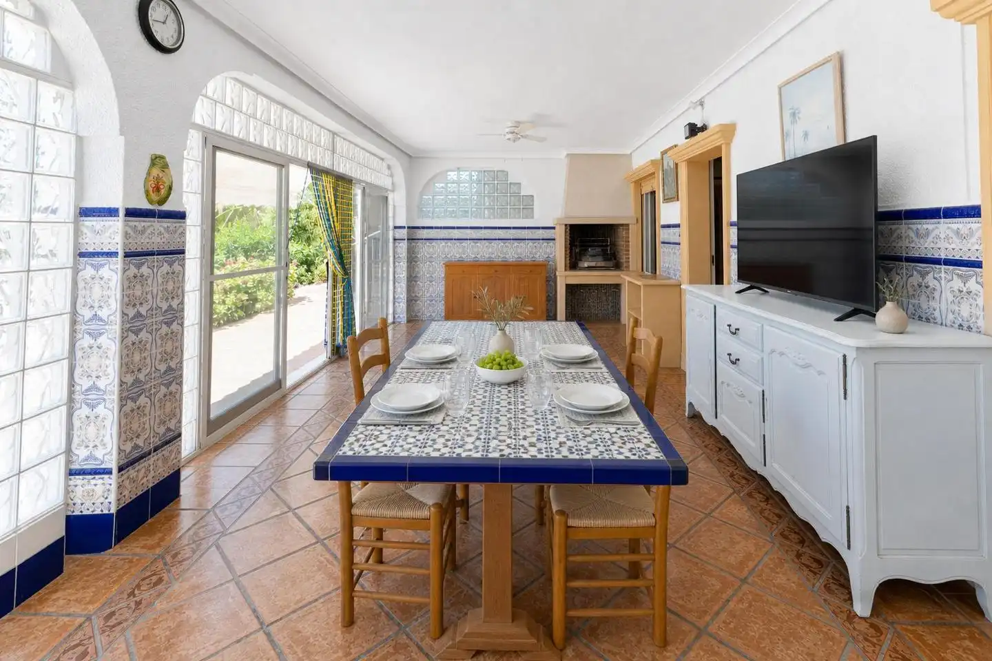 Dining room of Houses for sale in Elche / Elx  with Air Conditioner, Private garden and Terrace