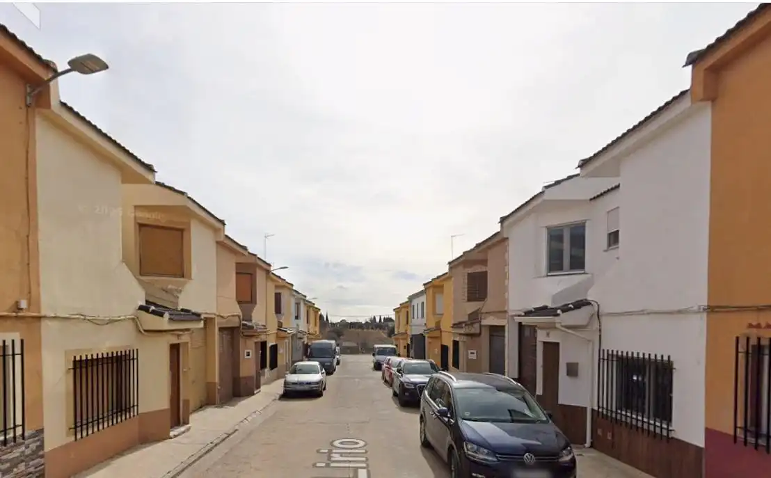 Vista exterior de Casa o xalet en venda en Quintanar del Rey amb Jardí privat