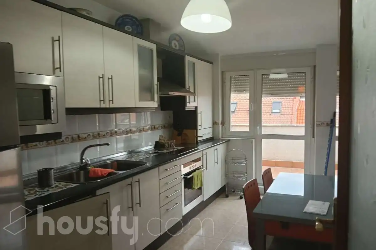 Cocina de Piso de alquiler en Benavente, Zamora