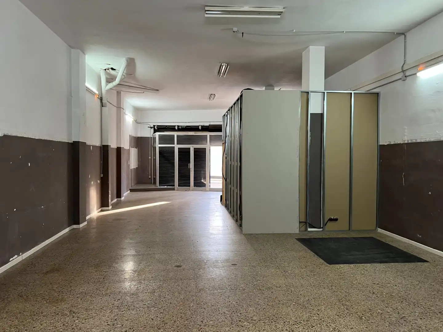 Local commercial à louer à Centre - Eixample – Can Llobet, imagen 2