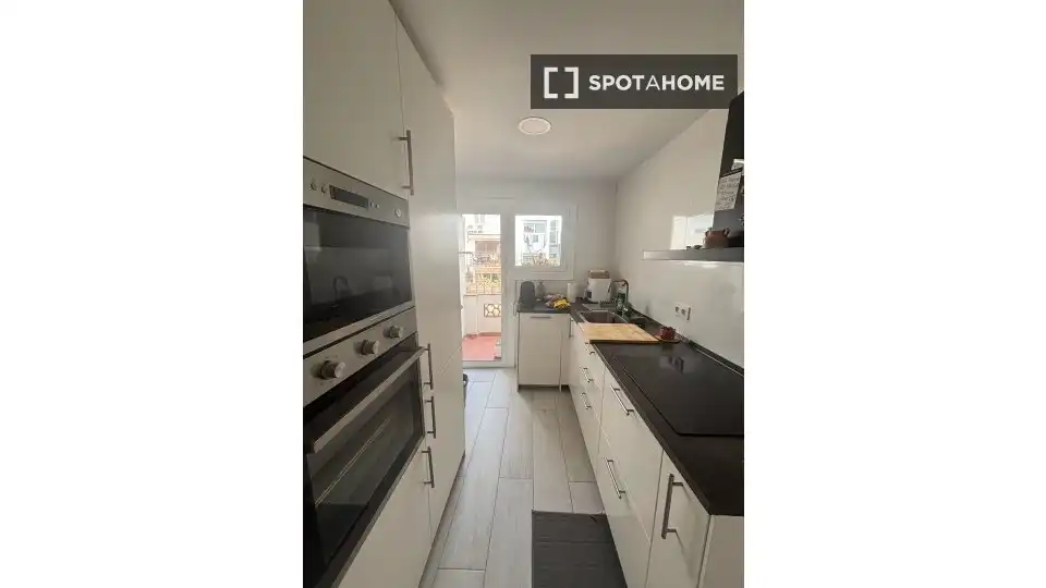 Kitchen of Flat for share in El Masnou  with Air Conditioner, Heating and Furnished