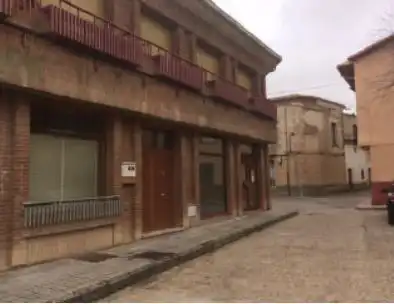 Vista exterior de Local en venta en Tiedra
