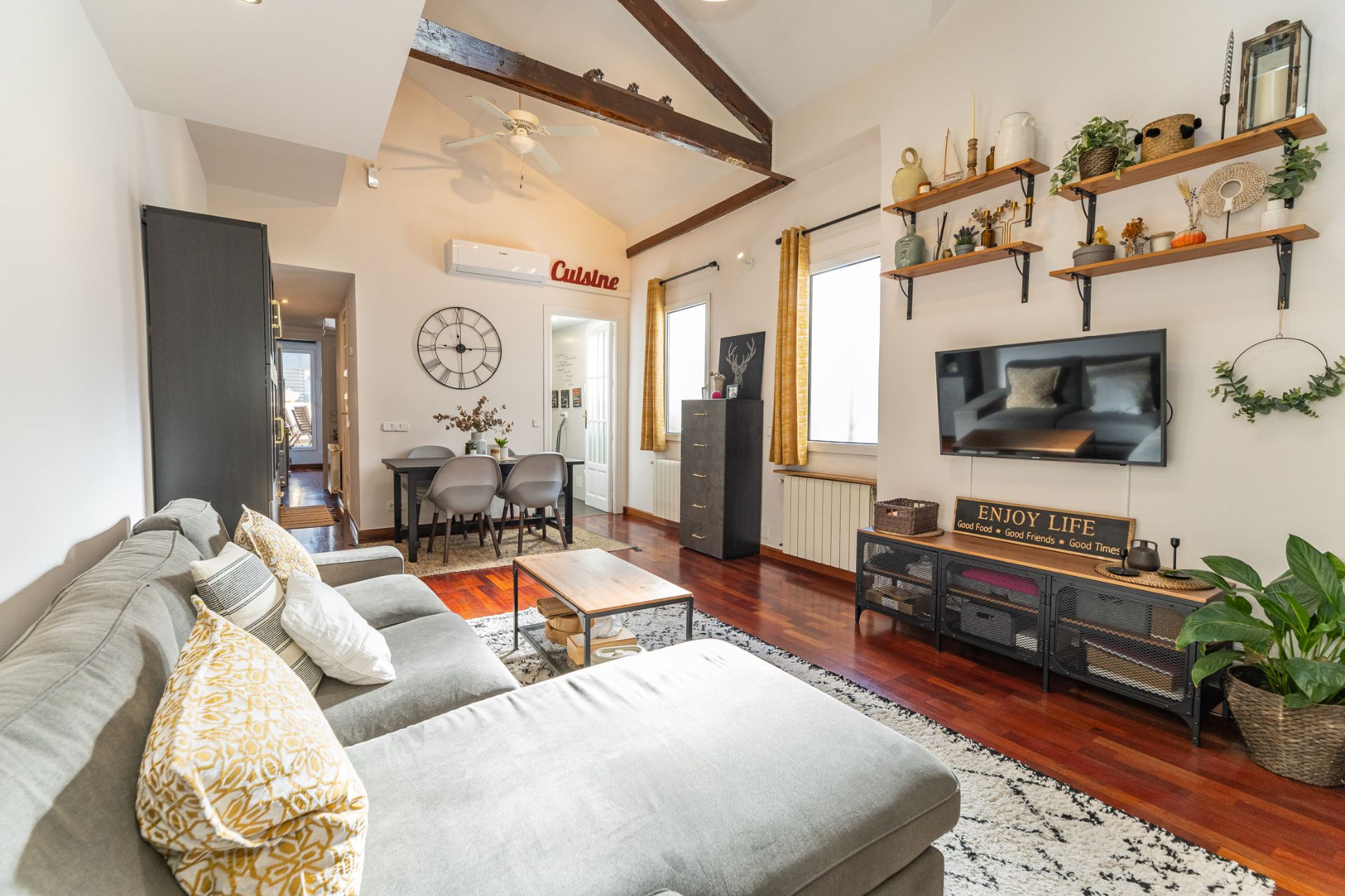 Sala de estar de Ático en venta en  Madrid Capital con Aire acondicionado, Calefacción y Parquet