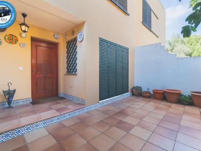 Jardí de Casa adosada en venda en El Puerto de Santa María amb Aire condicionat, Parquet i Terrassa