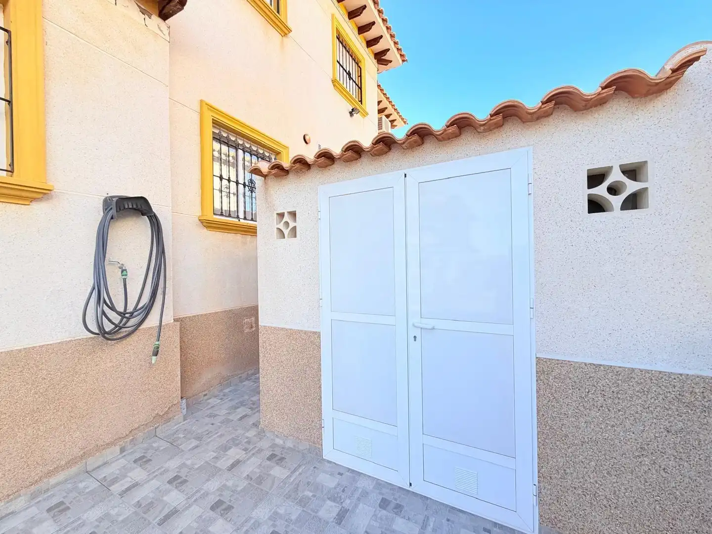 Exterior view of Detached homes for sale in Orihuela  with Air Conditioner, Heating and Private garden
