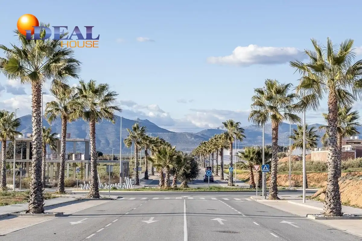 Terreny residencial en venda a Calle 18220 44, imagen 4