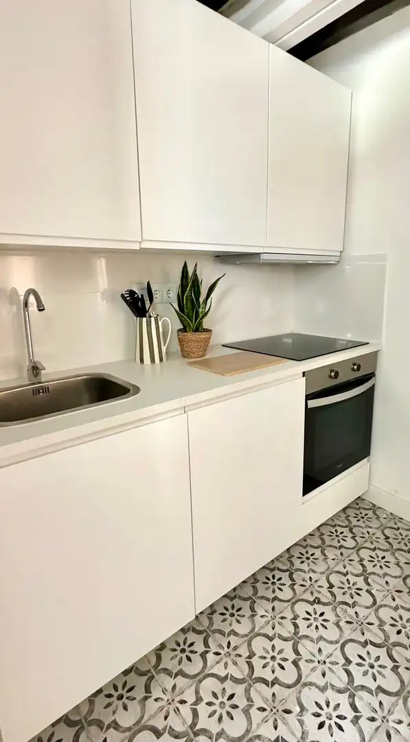 Kitchen of Study for sale in Barcelona  with Heating, Furnished and Microwave