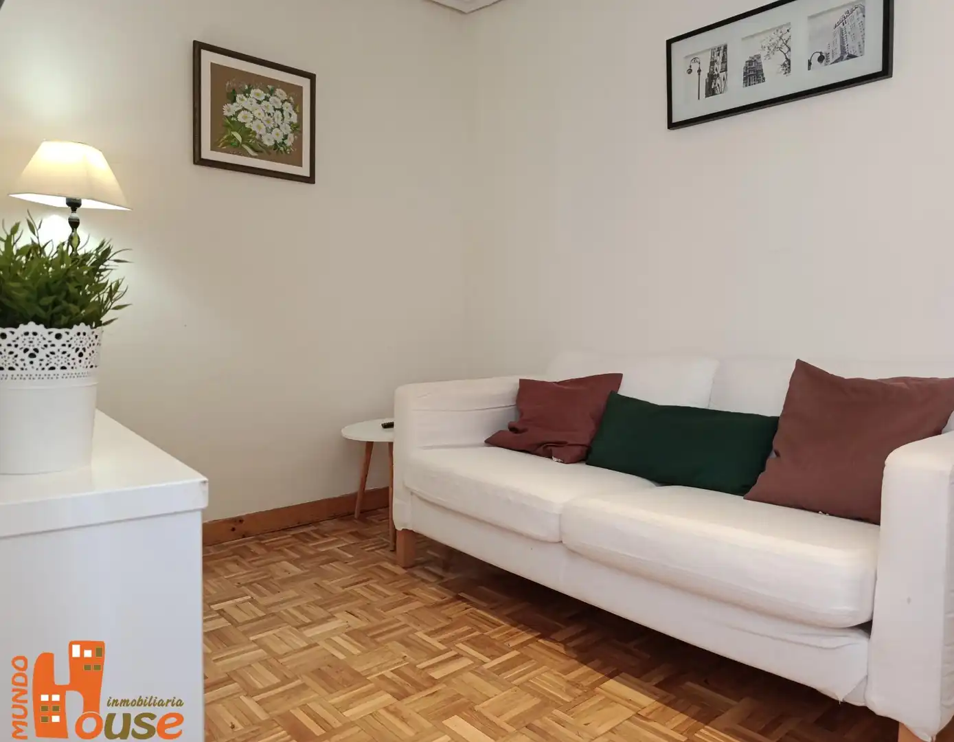 Flat with terrace for sale in Calle Lecheros, imagen 4