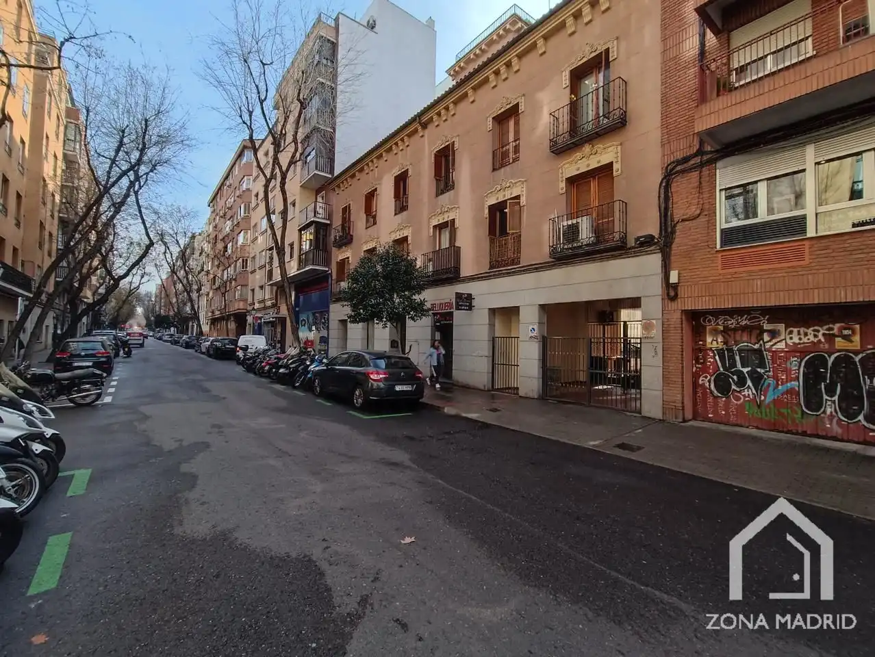 Vista exterior de Garaje en venta en Madrid
