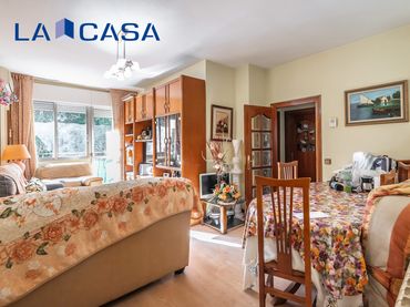 Appartement avec ascenseur à vendre à Calle Fernando Poo