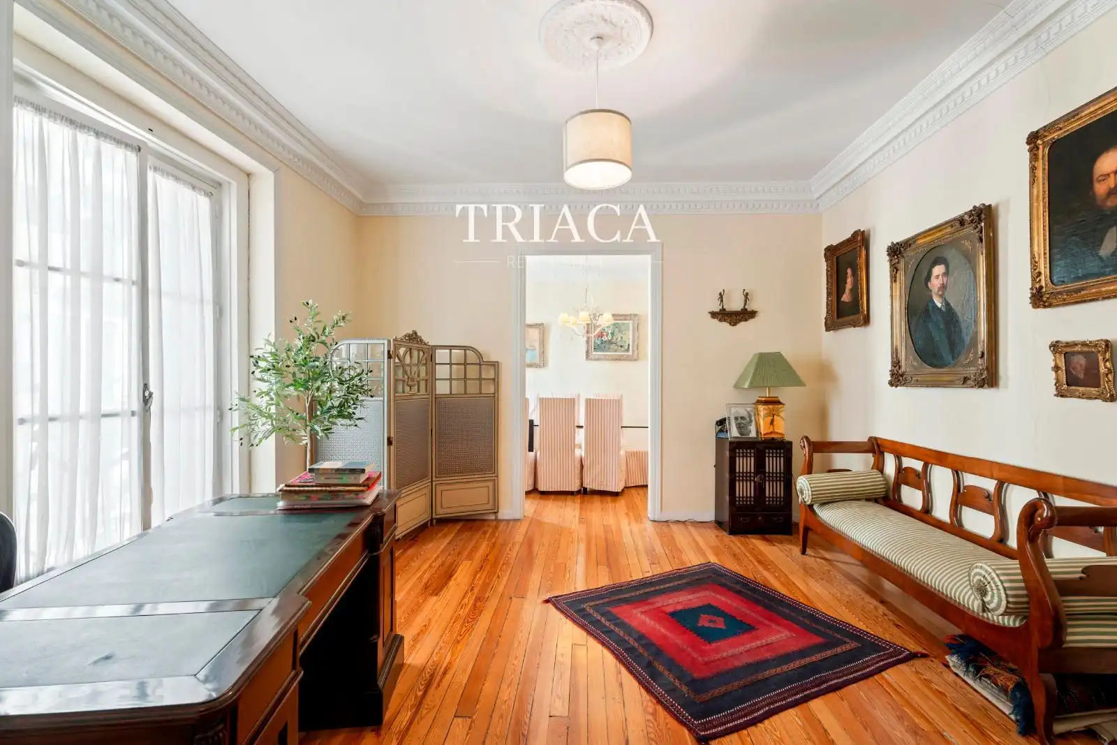VIVIENDA CON BALCONES Y GRAN POTENCIAL DE REFORMA EN TRAFALGAR, imatge 3